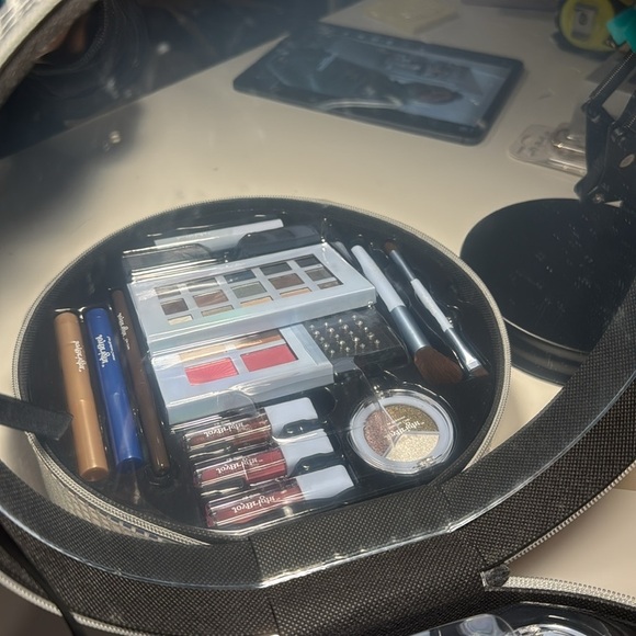 Ulta Beauty's Disco Dreams Beauty Box NWT - Picture 7 of 8